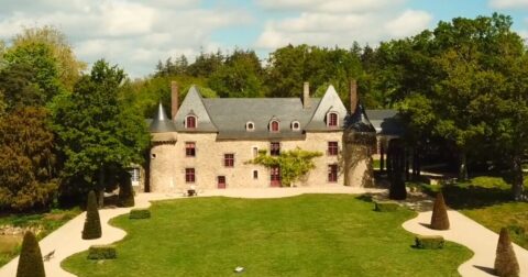 Vue aérienne du Château de Caratel côté jardin