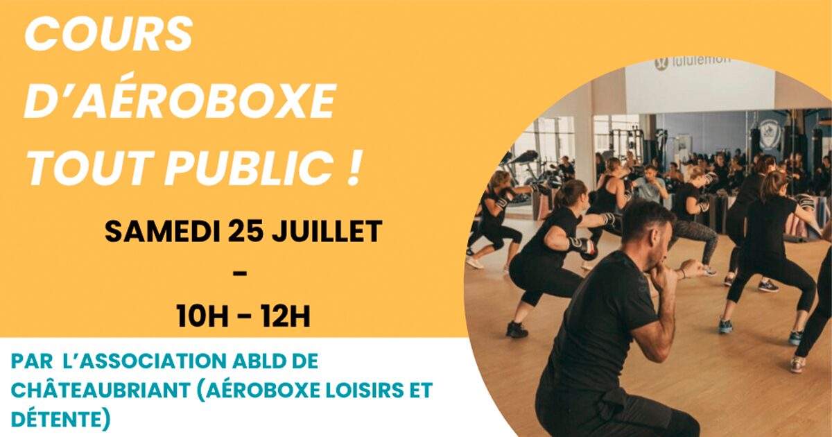 groupe d'hommes et de femmes de dos en noir pratiquant l'aéroboxe dans une salle